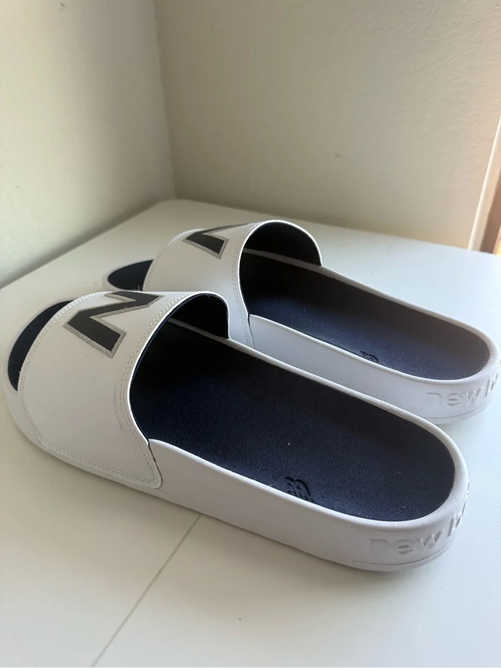 New Balance White and Black Logo Slide Sandals